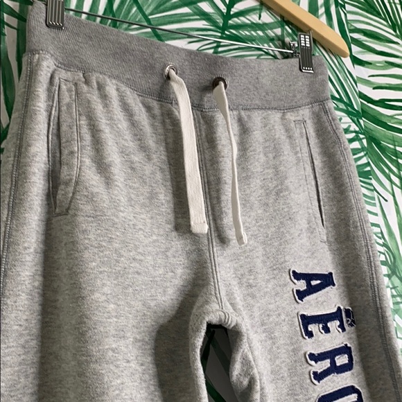 Aeropostale Joggers - Picture 5 of 7